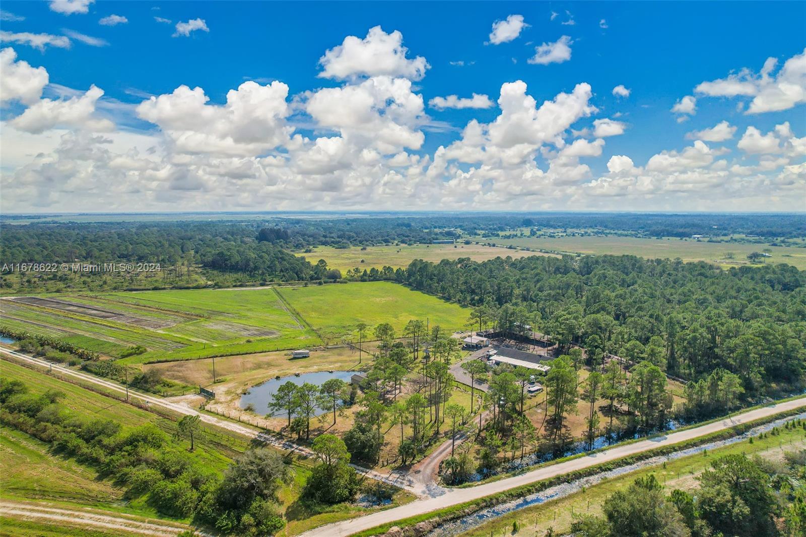 FL HENDRY LAND 40 AC TRS U - Residential