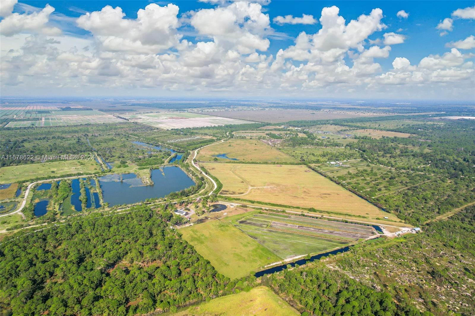 FL HENDRY LAND 40 AC TRS U - Residential