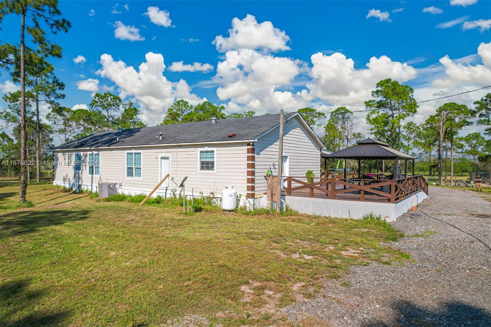 FL HENDRY LAND 40 AC TRS U - Residential