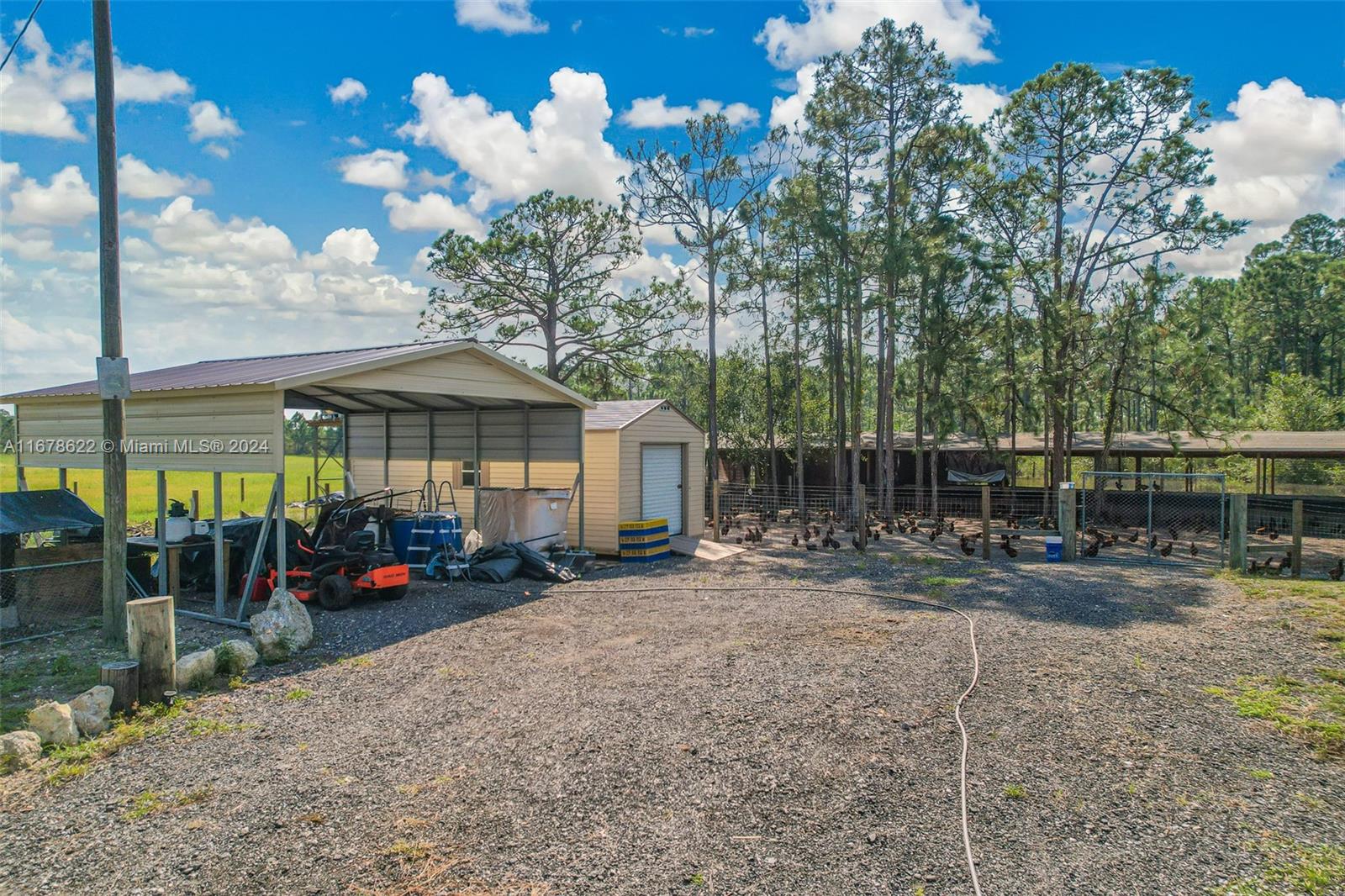 FL HENDRY LAND 40 AC TRS U - Residential