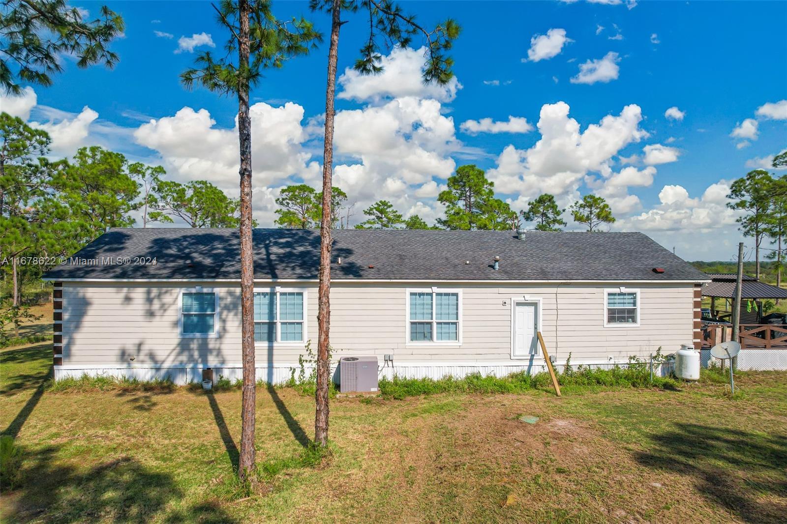 FL HENDRY LAND 40 AC TRS U - Residential