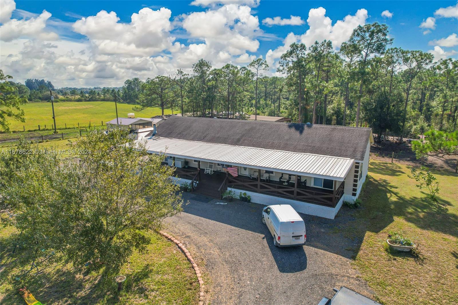 FL HENDRY LAND 40 AC TRS U - Residential