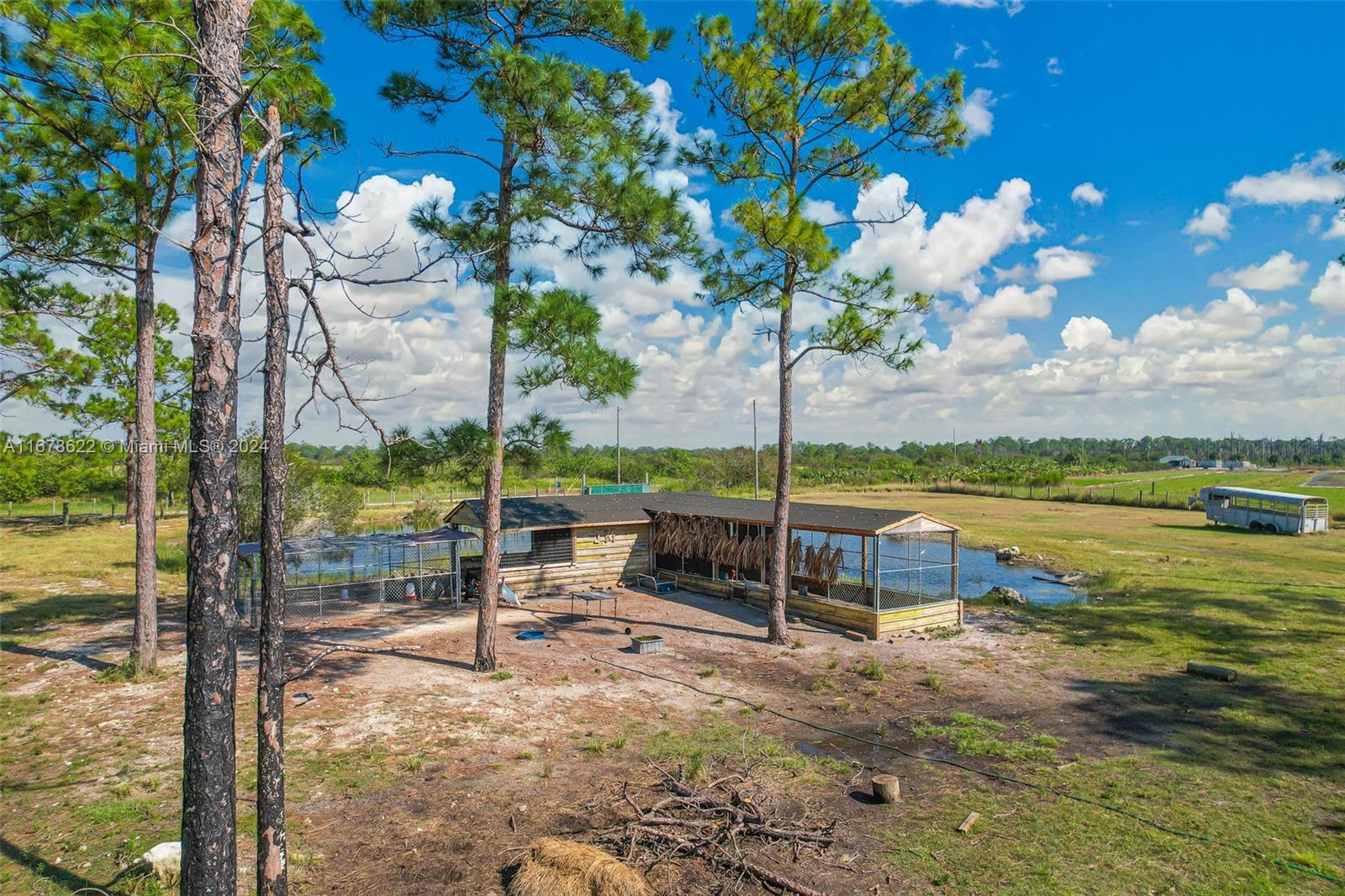 FL HENDRY LAND 40 AC TRS U - Residential