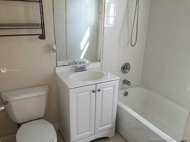 The Lofts at Collins - Residential