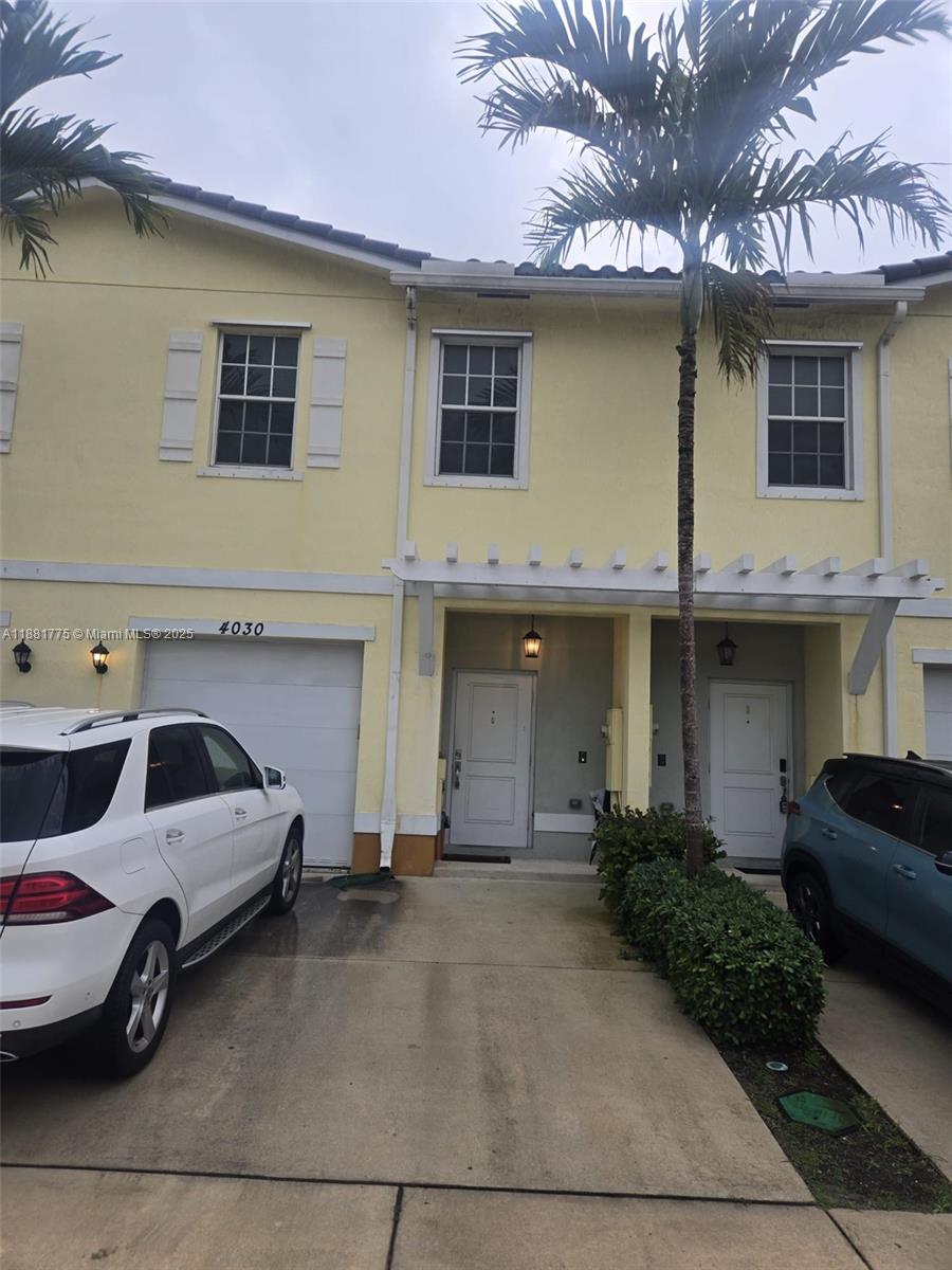 CRICKET CLUB - Residential Lease