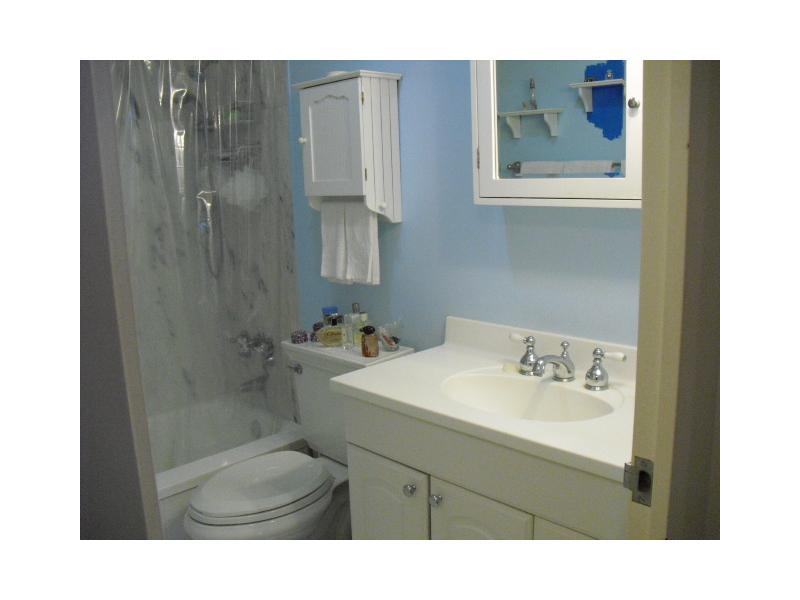 BRICKELL BAY TOWER CONDO - Residential Lease