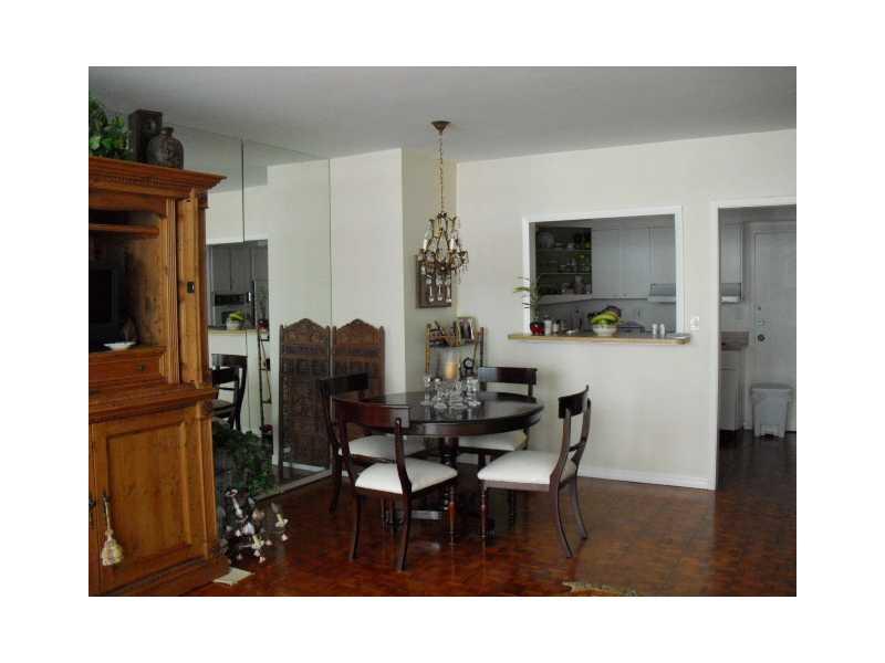 BRICKELL BAY TOWER CONDO - Residential Lease