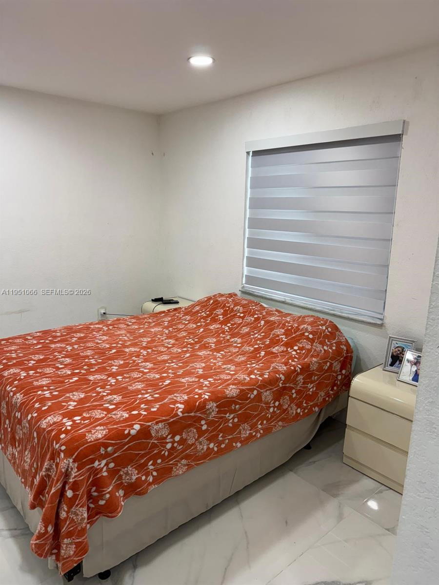 MEADOW WOOD MANOR SEC 8 - Residential