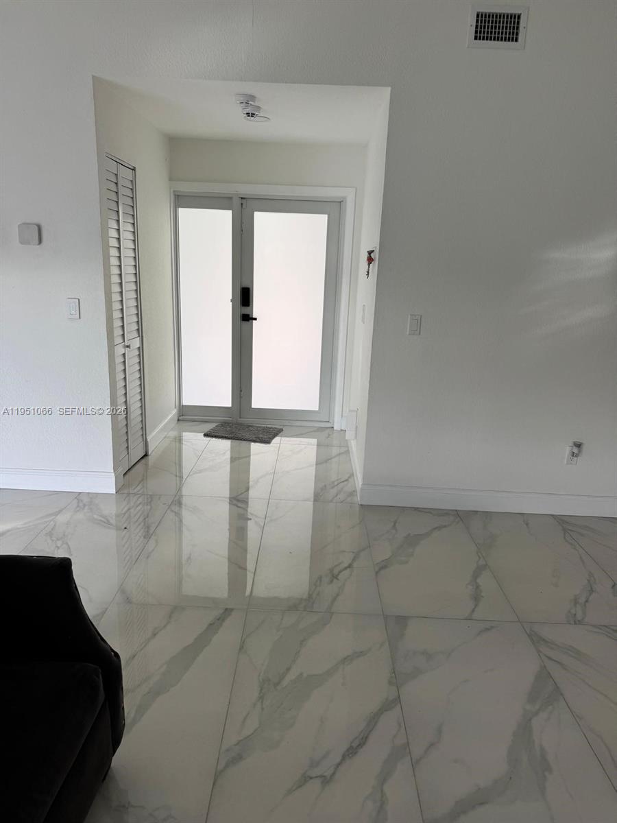 MEADOW WOOD MANOR SEC 8 - Residential