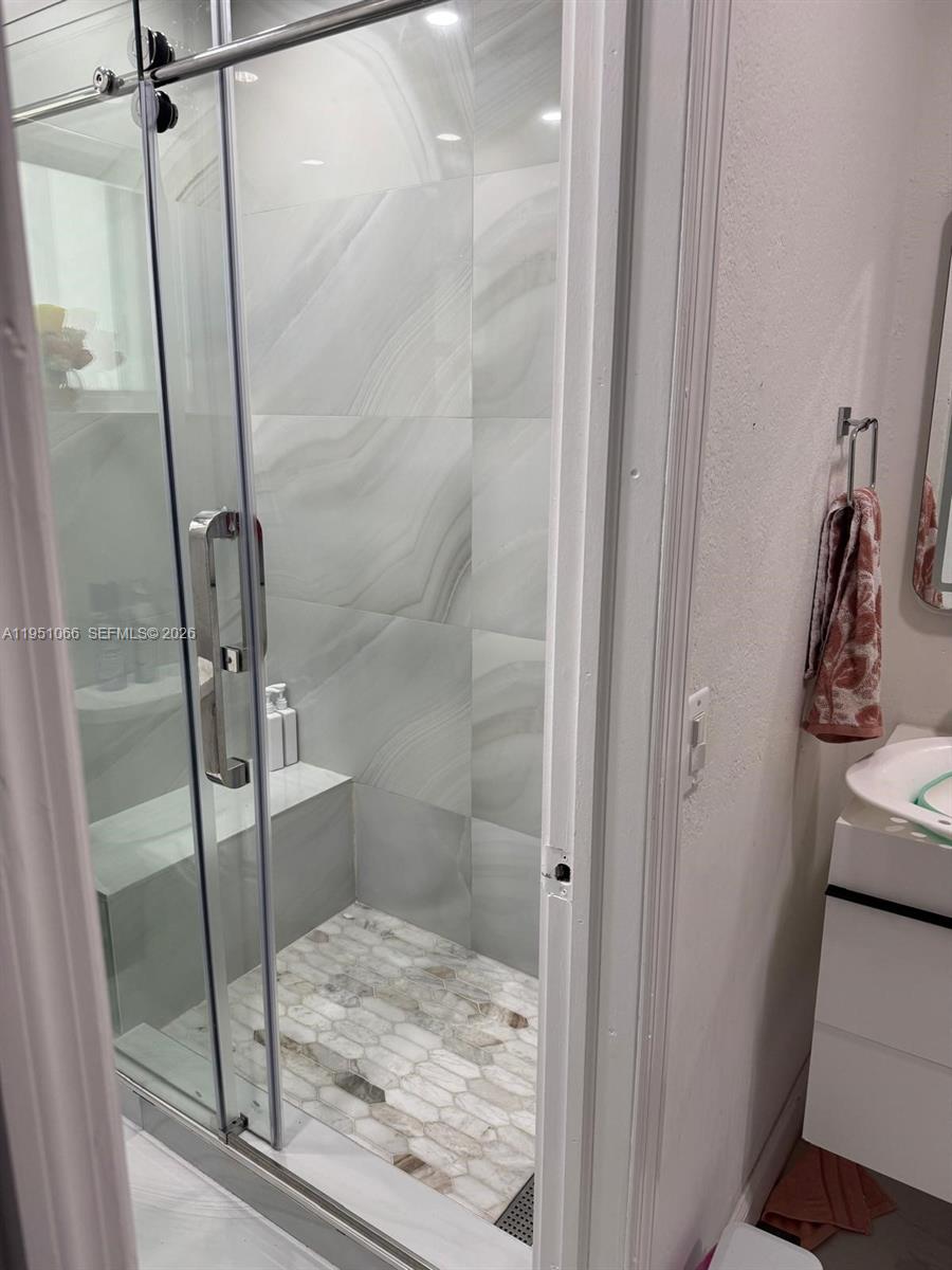 MEADOW WOOD MANOR SEC 8 - Residential