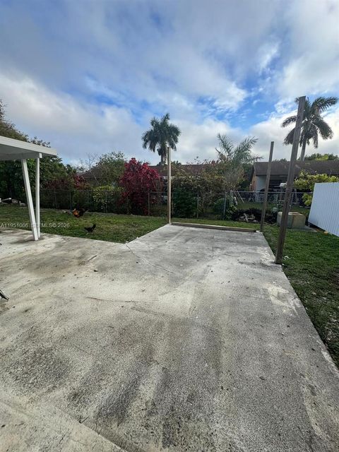 13370 SW 261st Ter Homestead FL 33032