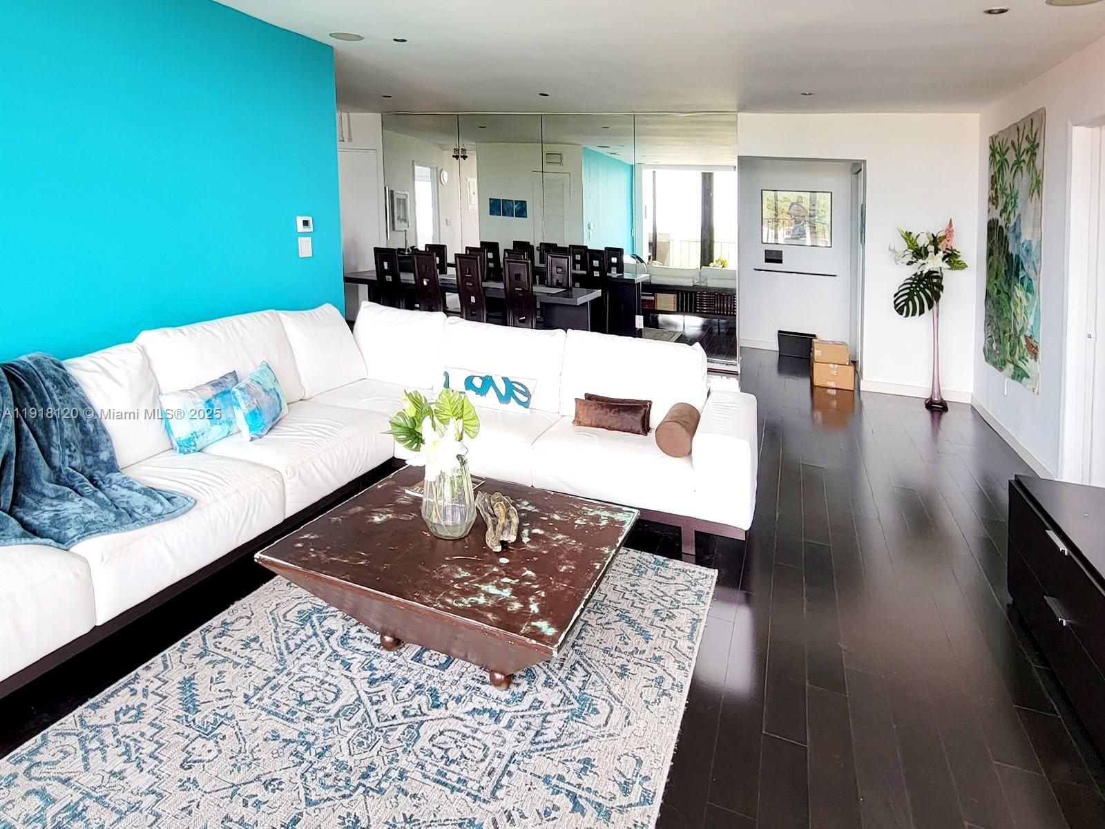 THE PALMS OF KEY BISCAYNE - Residential Lease