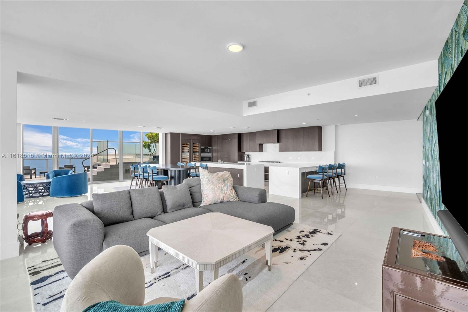 Auberge Beach - Residential