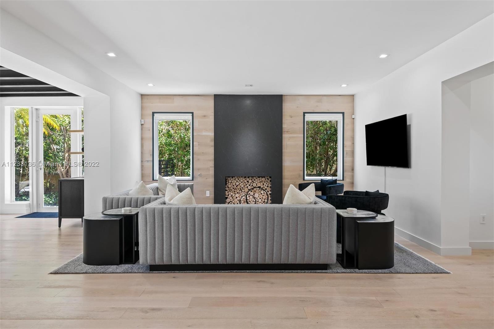 LA GORCE GOLF SUB - Residential