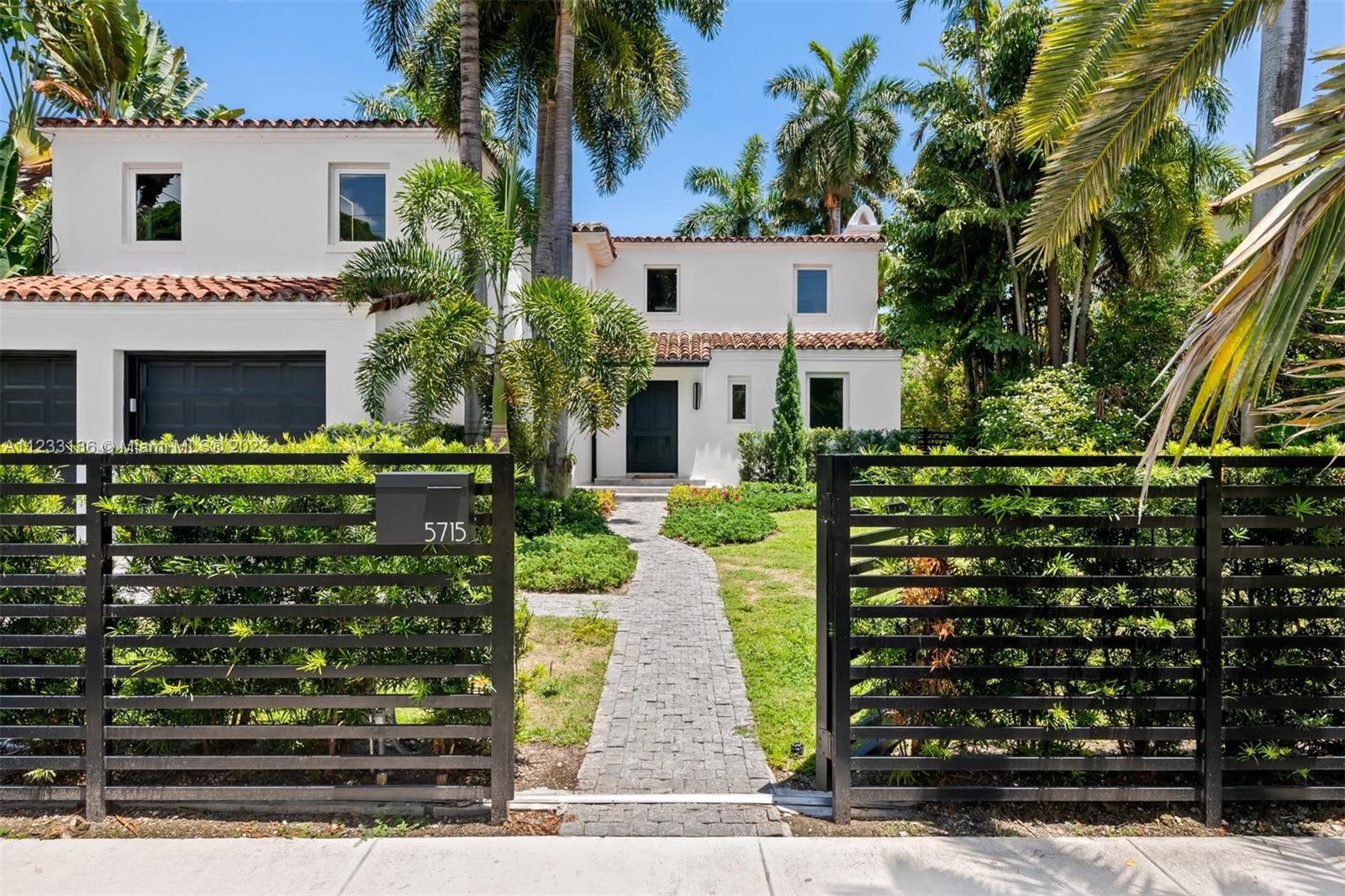 LA GORCE GOLF SUB - Residential