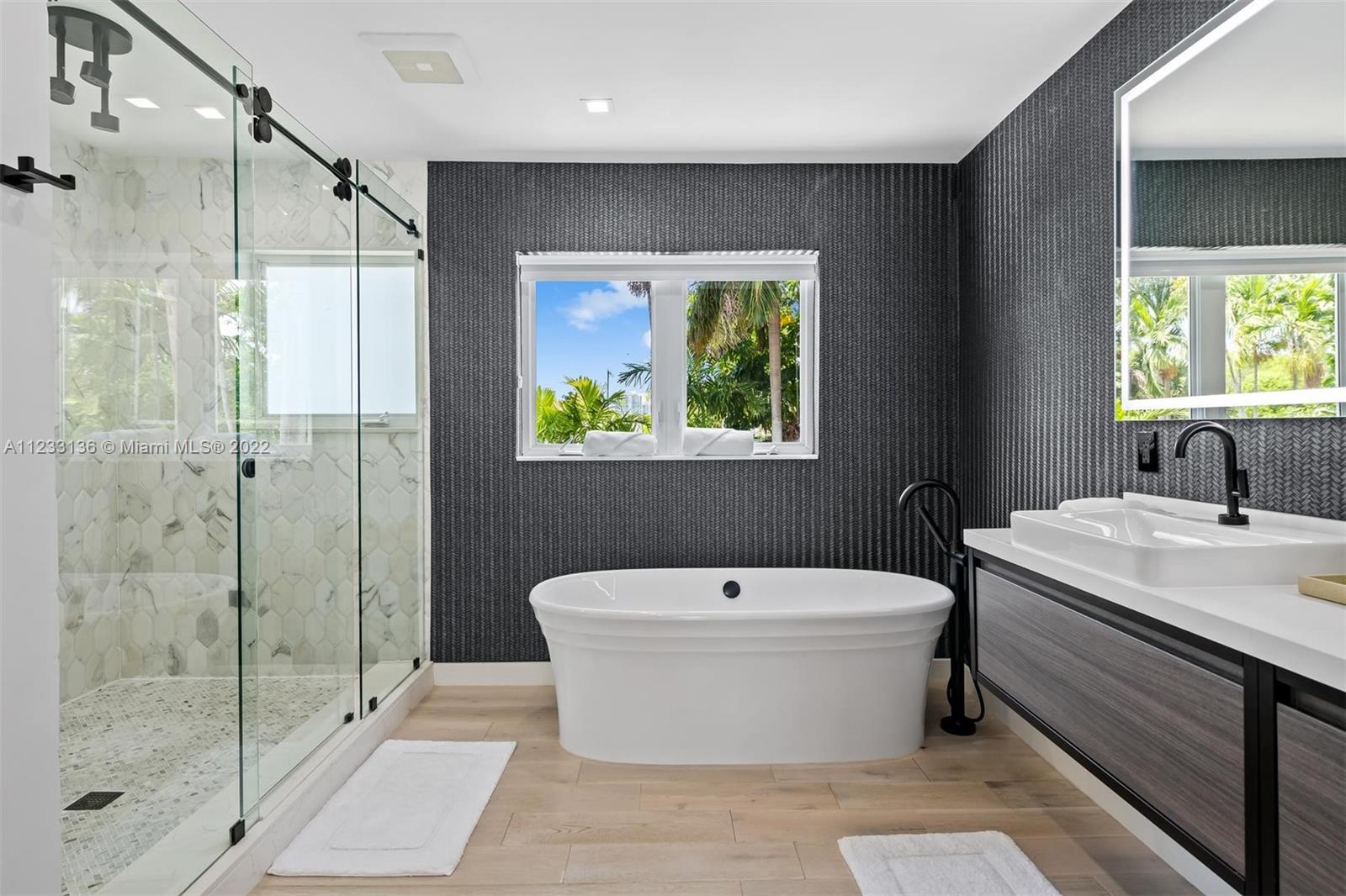 LA GORCE GOLF SUB - Residential