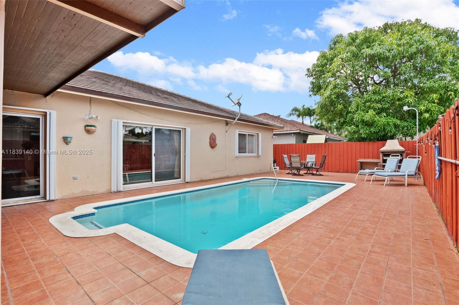 ROSEWAY SUB - Residential