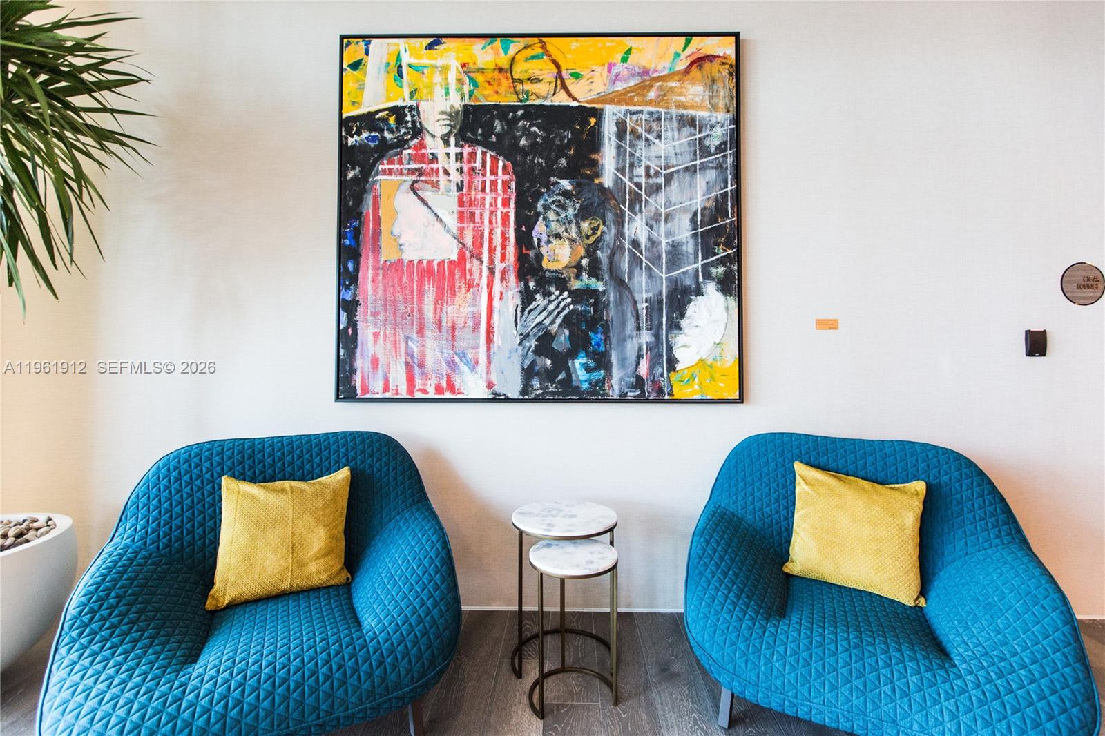 PARAISO BAY CONDO - Residential