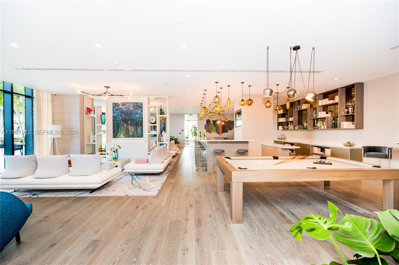 PARAISO BAY CONDO - Residential