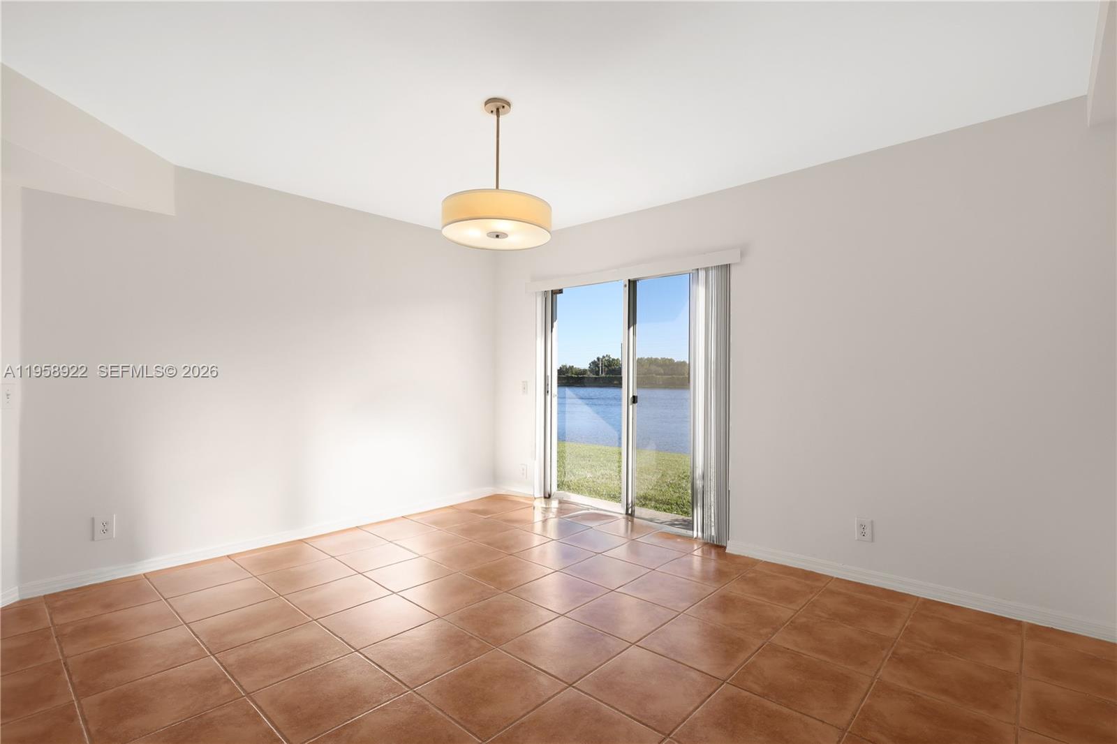 SOMERSET FOUR REPLAT - Residential Lease