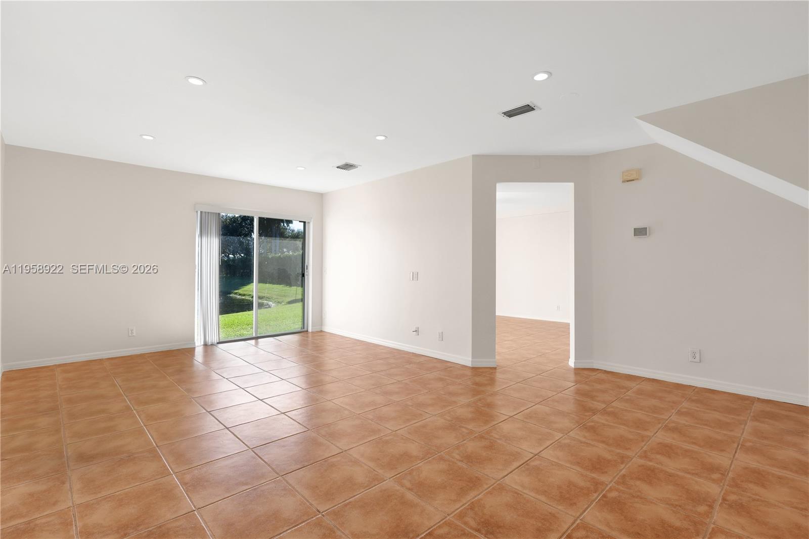 SOMERSET FOUR REPLAT - Residential Lease