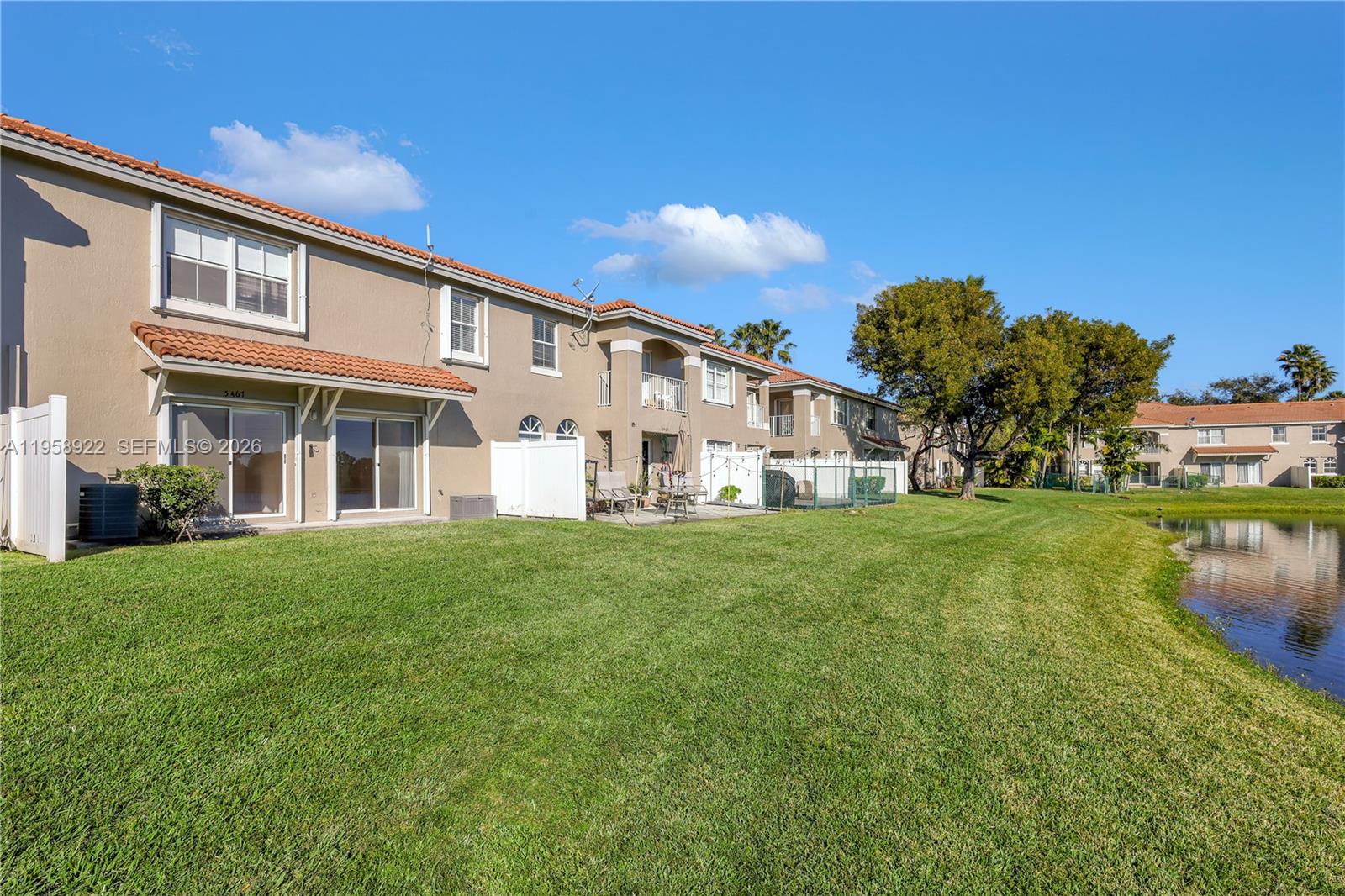 SOMERSET FOUR REPLAT - Residential Lease