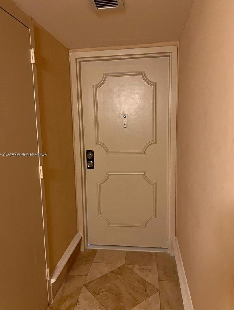 QUADOMAIN TOWER I AND IV - Residential Lease