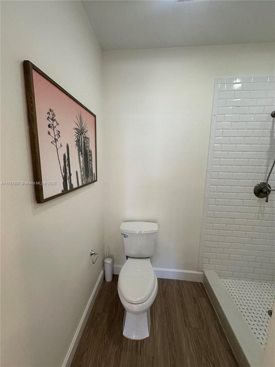 HARBOR VILLAGE SEC - Residential Lease