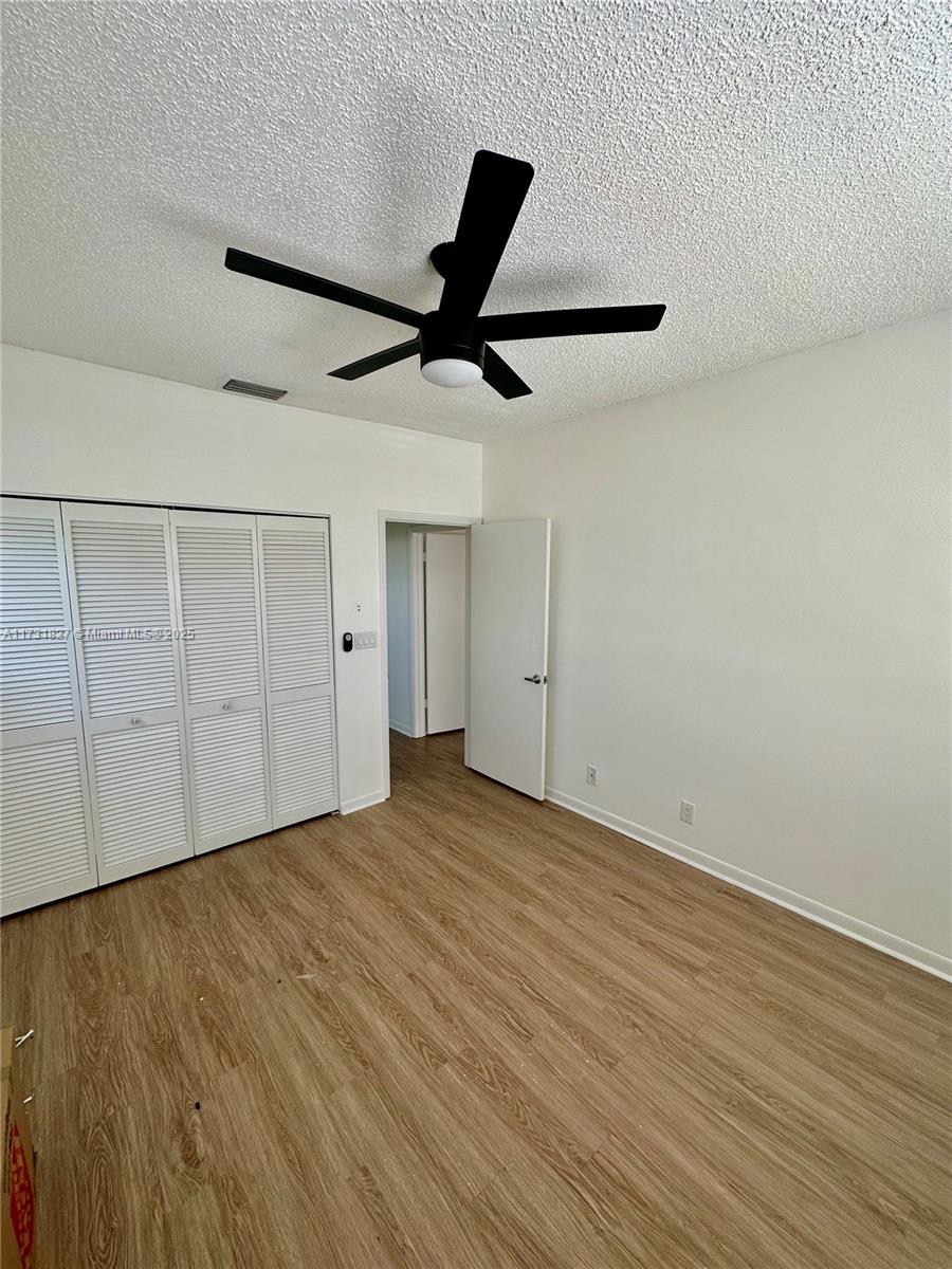 HARBOR VILLAGE SEC - Residential Lease