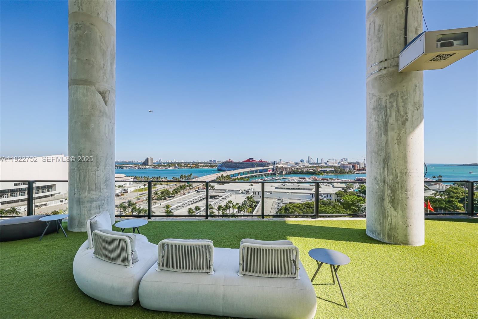 MAP OF MIAMI DADE CO. FL. - Residential