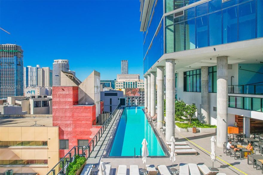 Sleek furnished 1BD/1BA at The Elser on the 23rd floor, showcasing wide downtown views. Flexible use — full-time living, long-term leasing, or short-term rentals allowed. Modern interior with premium appliances, in-unit washer/dryer, and smart entry. Resort-style amenities include pool deck, top-tier fitness center, co-working areas, and 24/7 concierge. Positioned in the heart of Downtown Miami, steps from dining, entertainment, and cultural landmarks. Directly across from Bayside Marketplace and the Kaseya Center, and moments from Miami Worldcenter, Brightline, Bayfront Park, and Port of Miami.