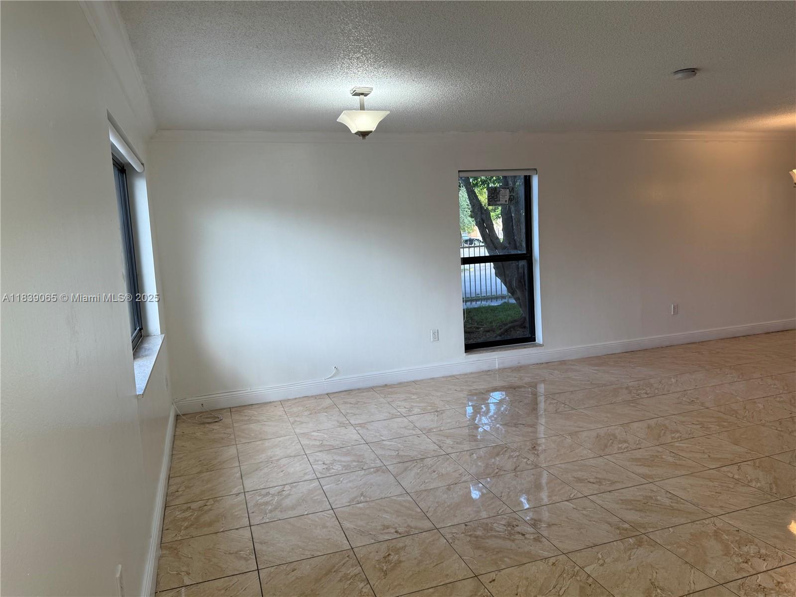 130 SW 108th Ave J1