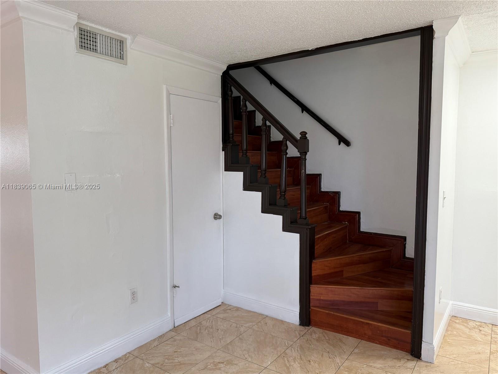 130 SW 108th Ave J1