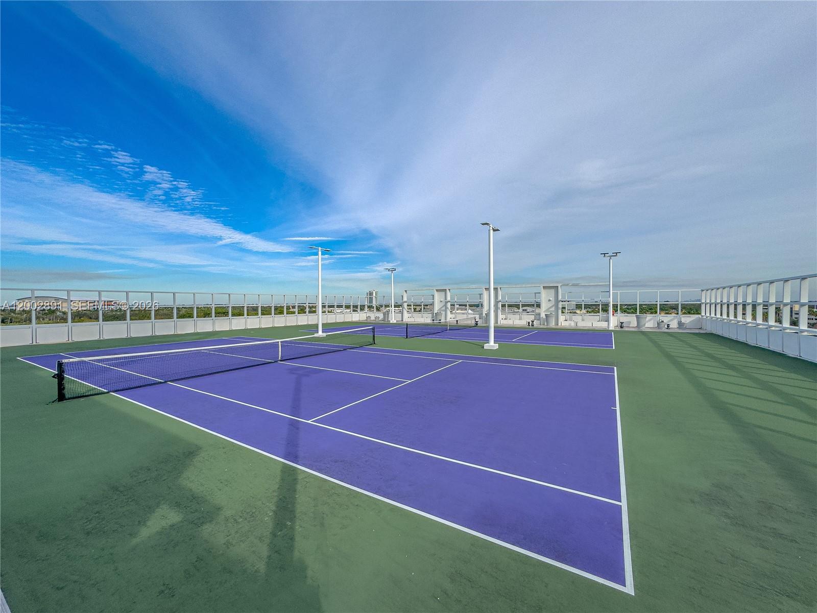 METROPICA NORTH TOWER ONE - Residential