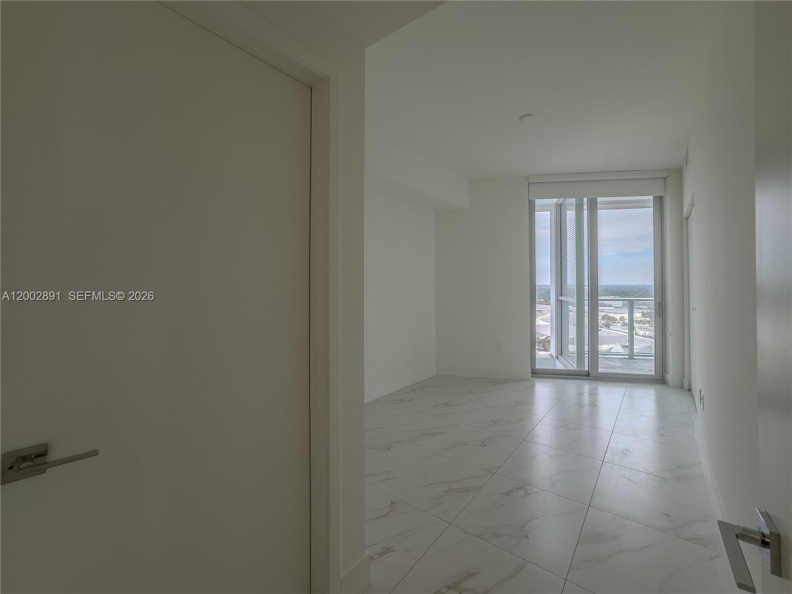 METROPICA NORTH TOWER ONE - Residential