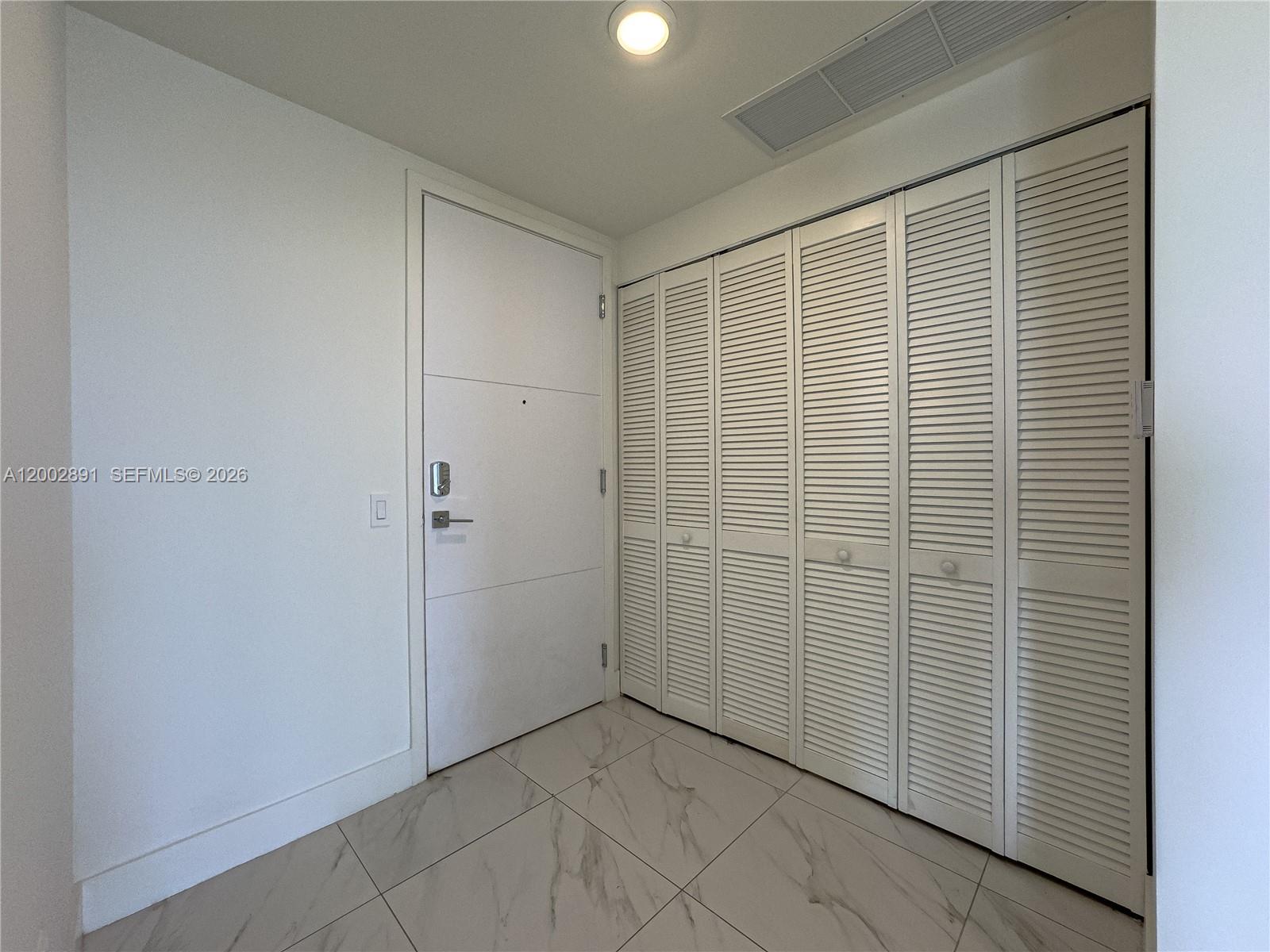 METROPICA NORTH TOWER ONE - Residential