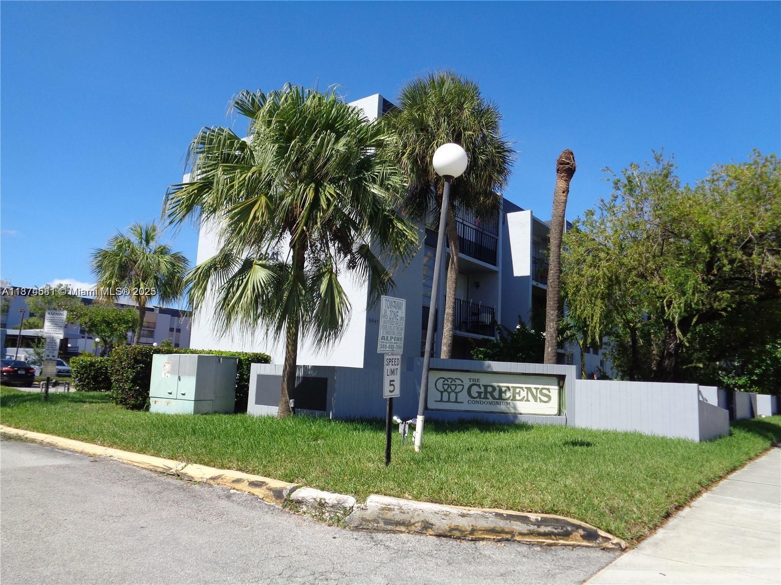 Fontainebleau area with a modern 2 bedrooms and 1 and half bath.Completely remodeled unit with a newly installed Impact windows and doors with city permit. New linear AC vents. This unit has a beautiful crystal quartz stone countertop/backsplash.at the kitchen,also featuring black stainless steel appliances.This Unit is located on the last floor of the building and has a beautiful skylight with the balcony facing the garden. This unit comes with two assigned parking spaces. There is an Special Assessment in force and will be paid in full by the Seller at the time of closing.