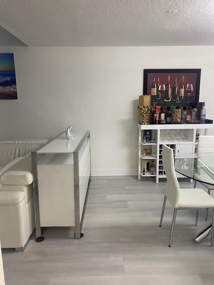 THE GREENS CONDO - Residential