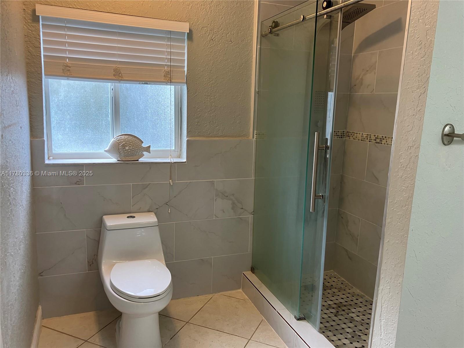 ESTONIA SUB - Residential Lease