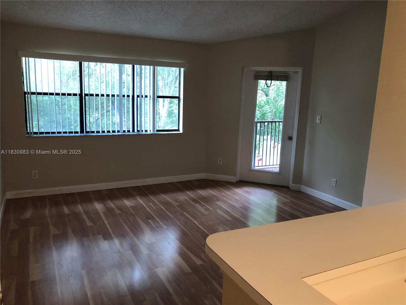 620 S Park Rd 33-2