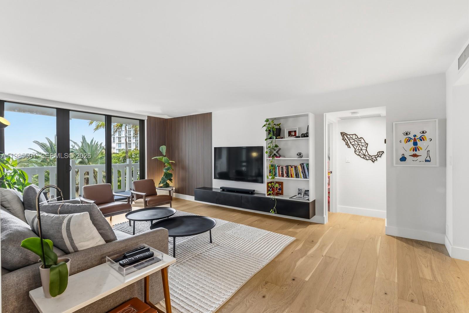 TOWERS OF KEY BISCAYNE CO - Residential Lease