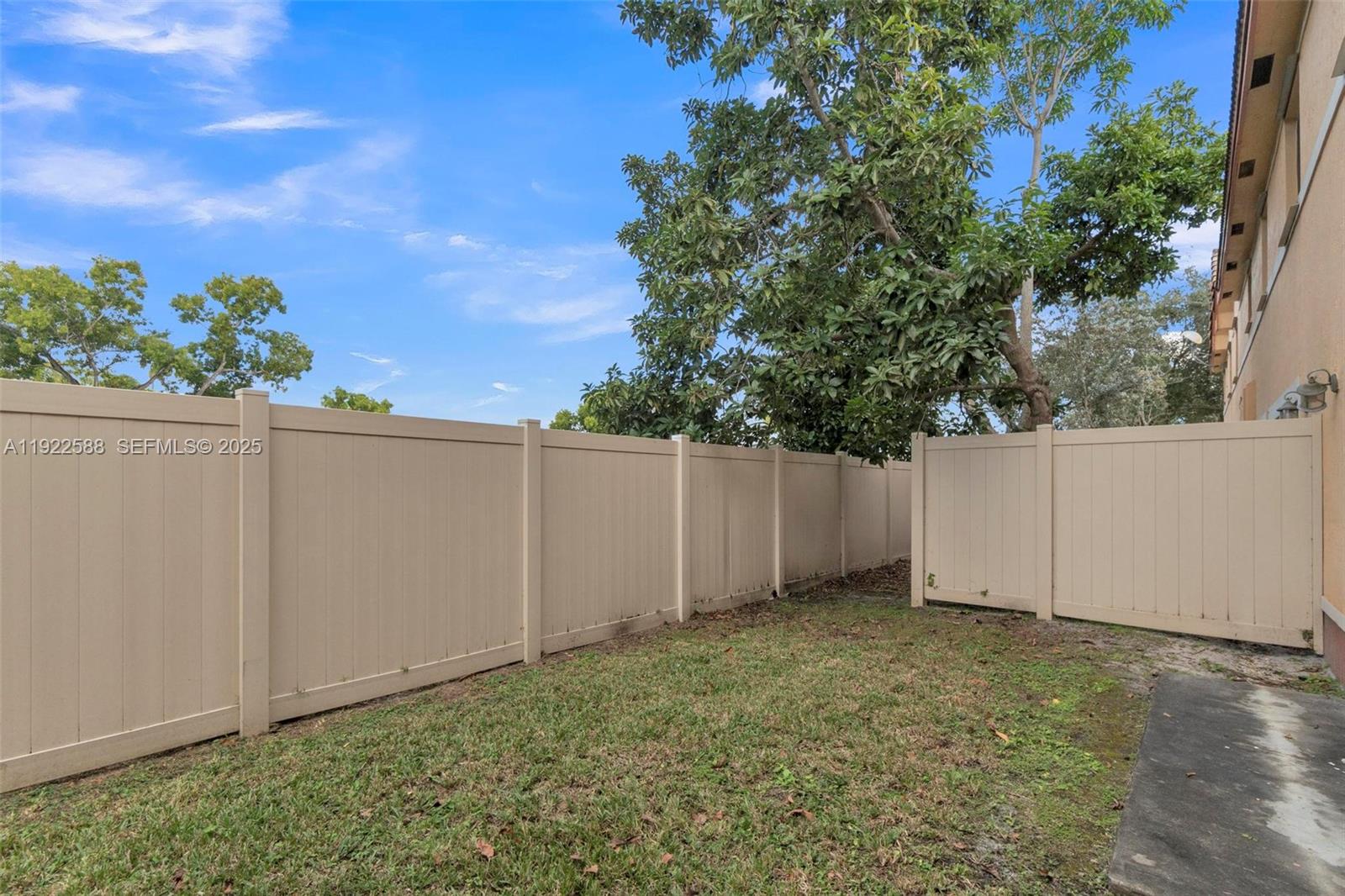 UNIVERSITY PARK - Residential