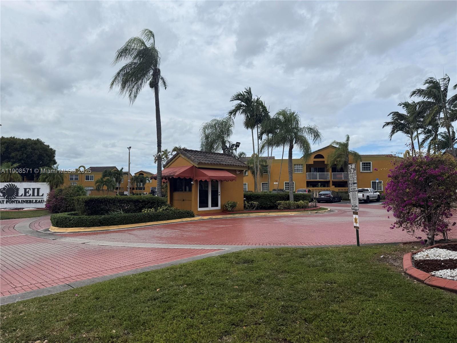 SOLEIL AT FONTAINEBLEAU C - Residential