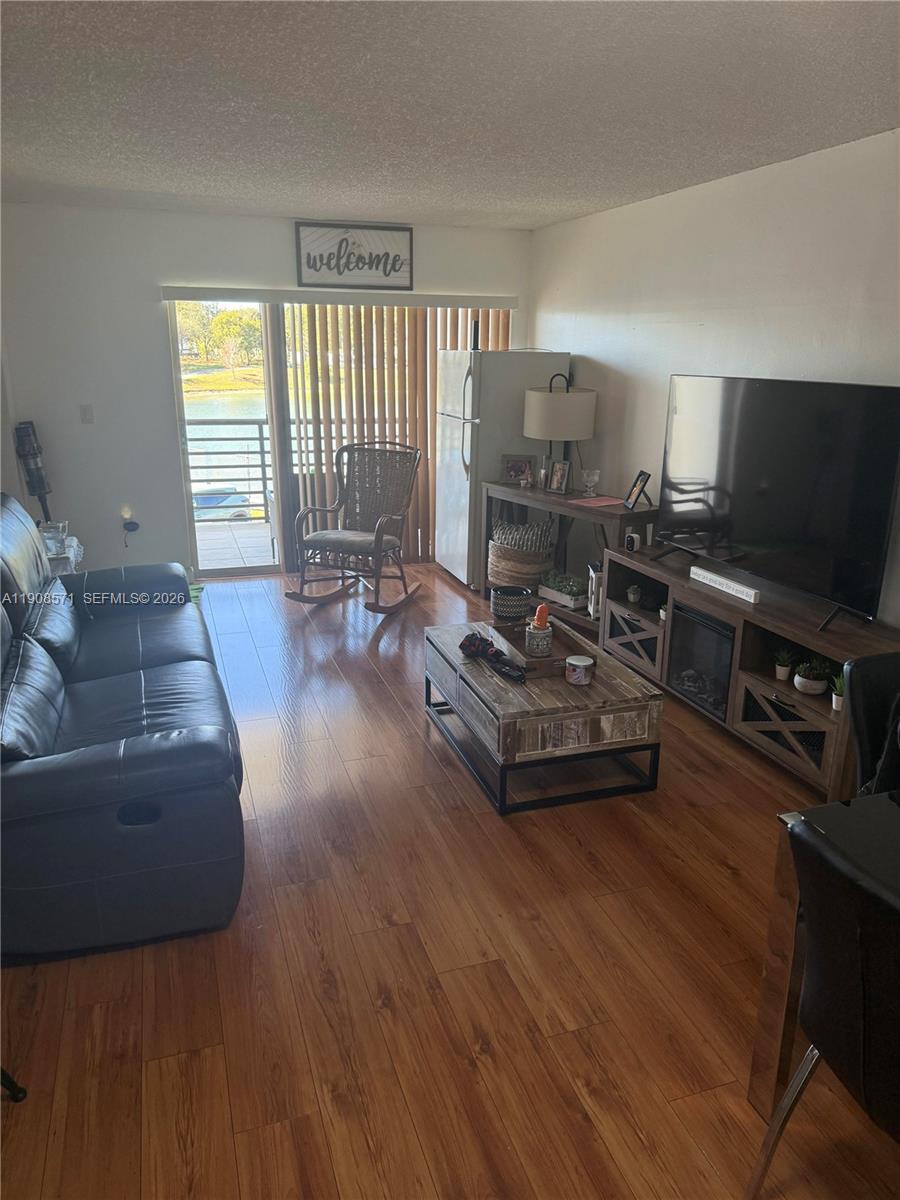 9735 Fontainebleau Blvd G205