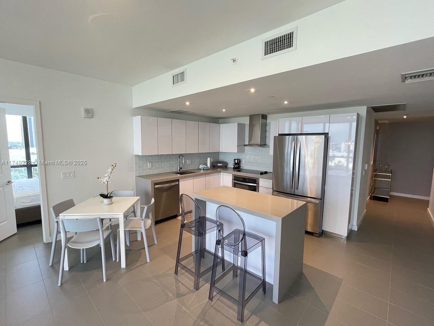Property for Sale at 1600 Ne 1st Ave 1220, Miami, Broward County, Florida - Bedrooms: 2 
Bathrooms: 2  - $575,000