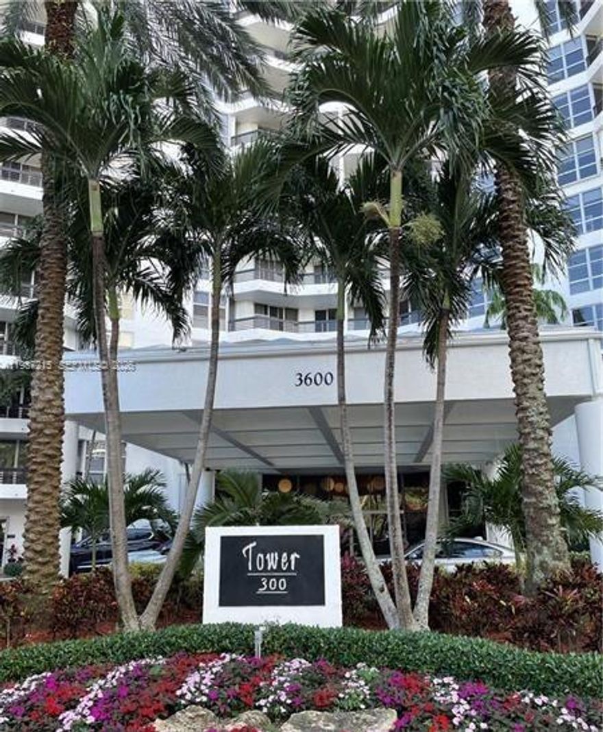 Stunning fully renovated equipped unit 1/1, with exquisite finishes, unobstructed breathtaking view of the bay and intracoastal. Open floor plan updated kitchen with stainless steel appliances, updated bathroom and beautiful custom glass doors to bedroom and bathroom. Custom built-in closets throughout unit. Unit has washer and dryer. WATER, CABLE & INTERNET INCLUDED. 1 PRIVATE STORAGE AND ASSIGNED PARKING SPACE, VALET IS AVAILABLE. Mystic Pointe is a hidden gem in Aventura with strong Tower 300 management and financials. Amenities include concierge, pool, tennis clay courts, Jacuzzi, sauna, fitness center, game room, restaurant, mini market, basketball and children's play area. VERY EASY TO SHOW, USE SHOWINGTIME