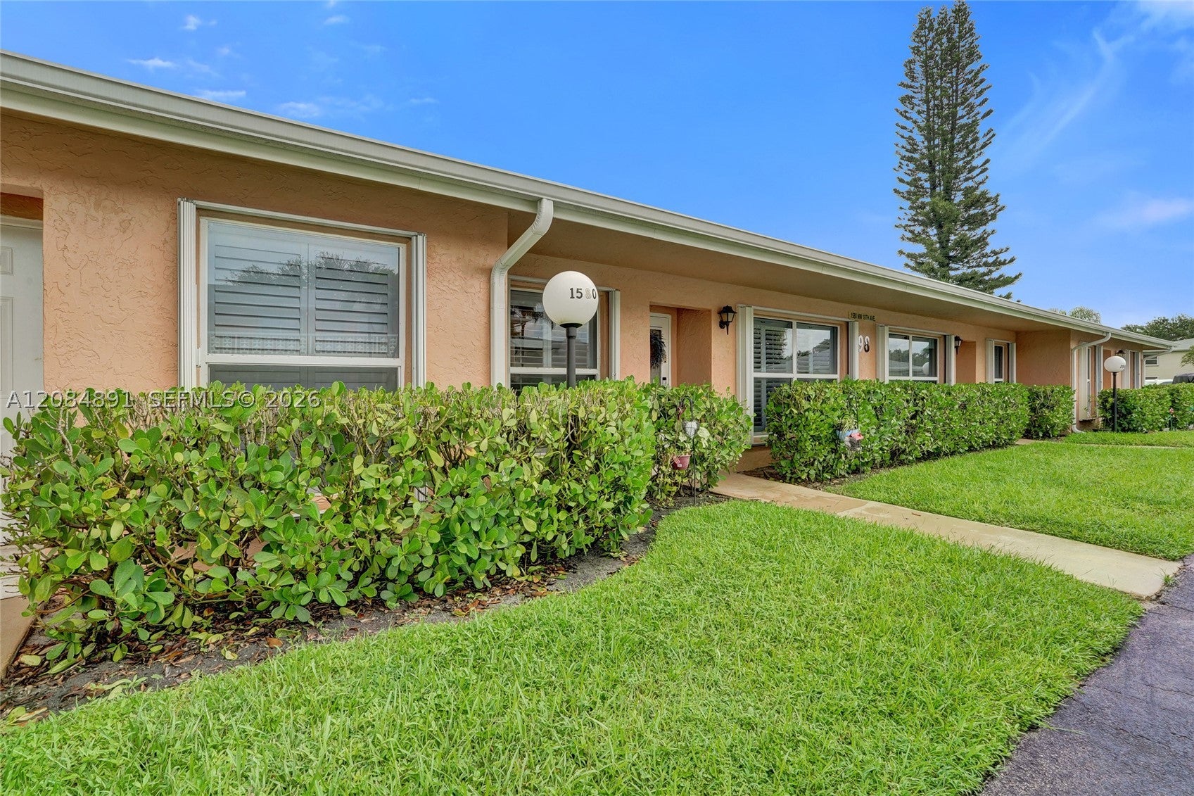 1580 NW 18th Ave 98-B
