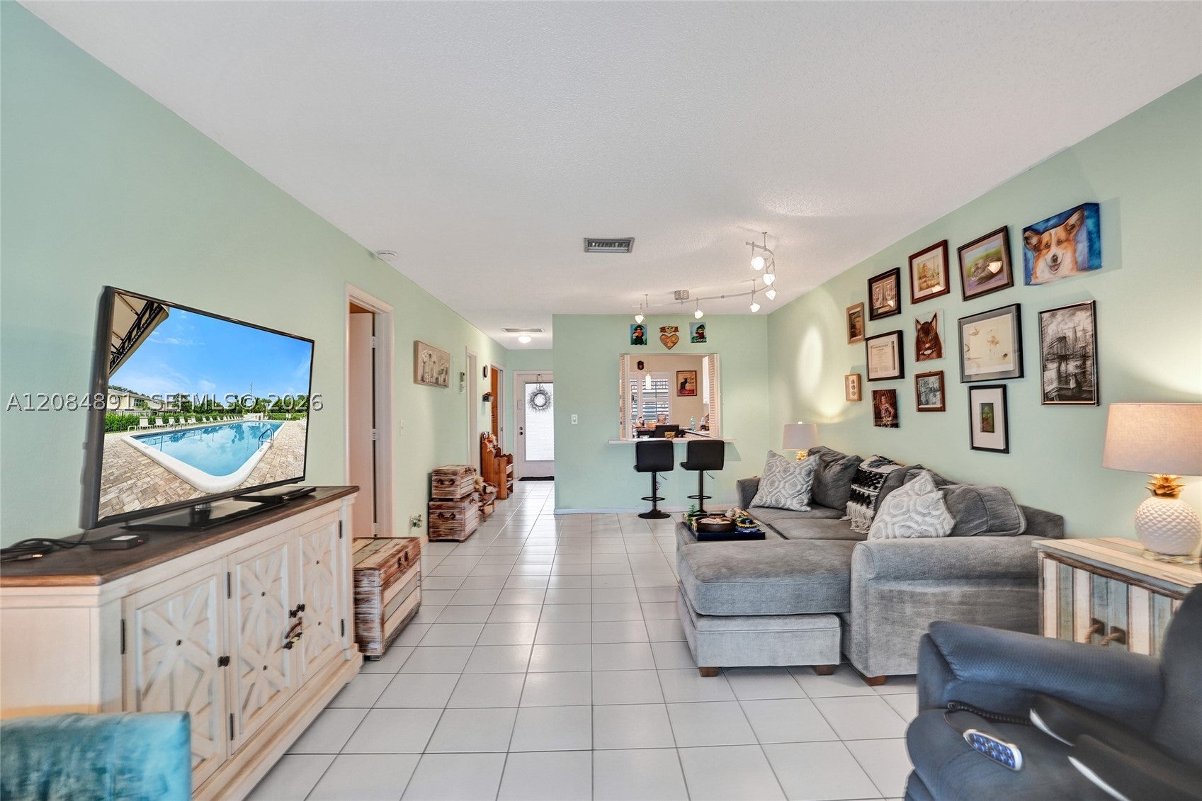 1580 NW 18th Ave 98-B