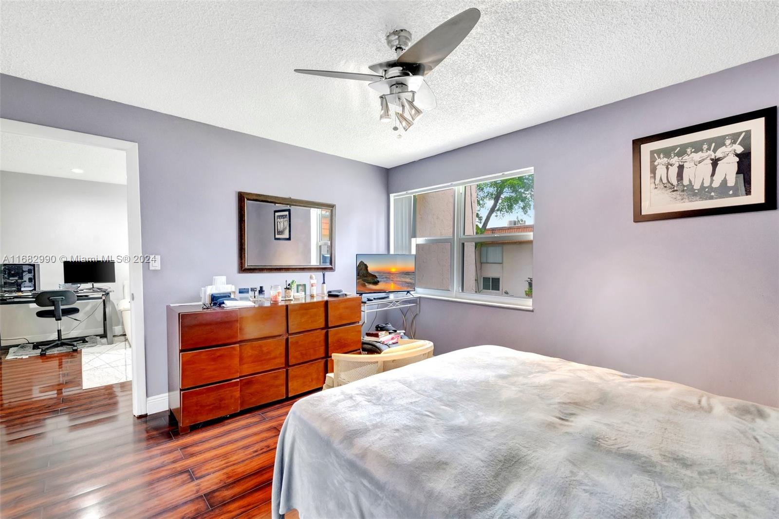 COUNTRYSIDE CONDO - Residential