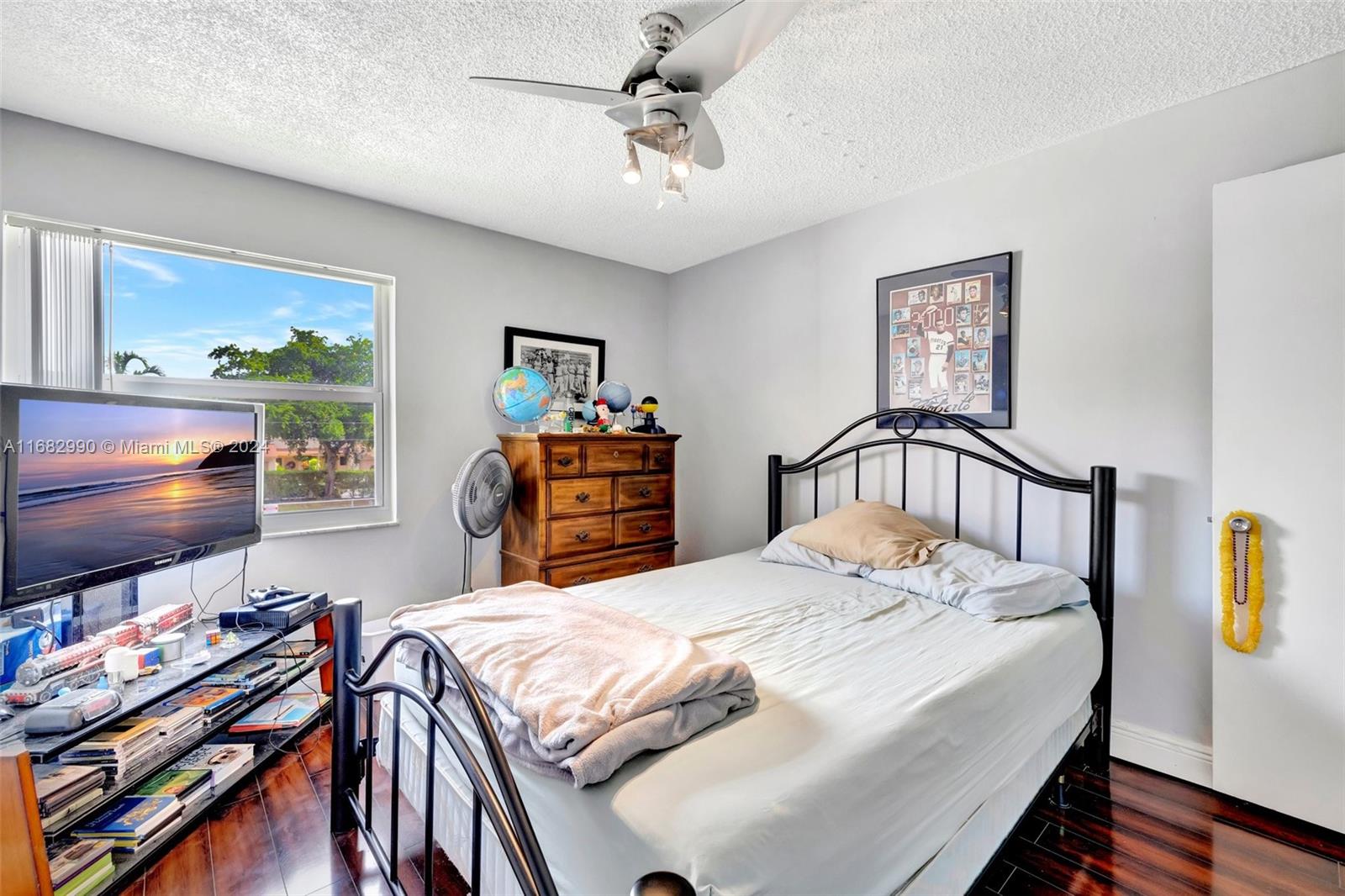 COUNTRYSIDE CONDO - Residential